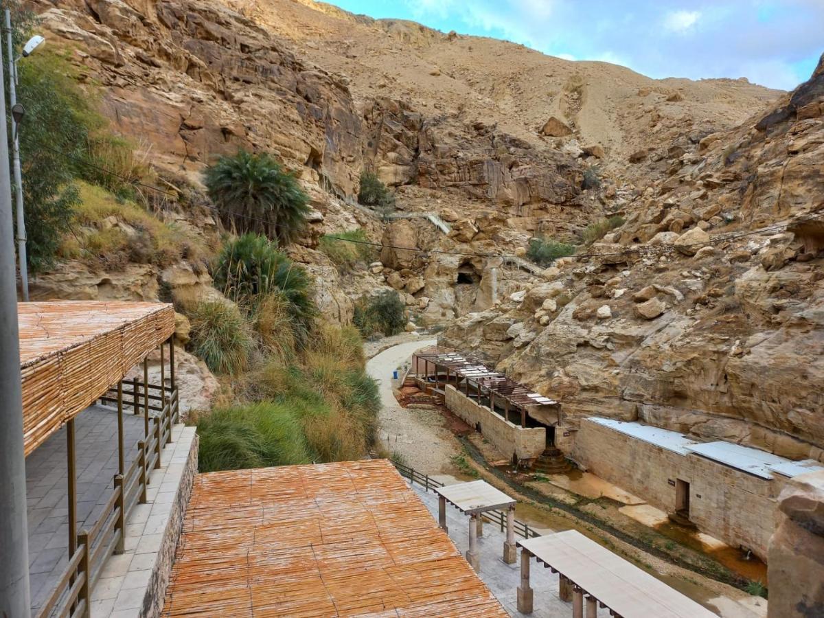 Afra Hot Springs Chalets At-Tafilah Buitenkant foto