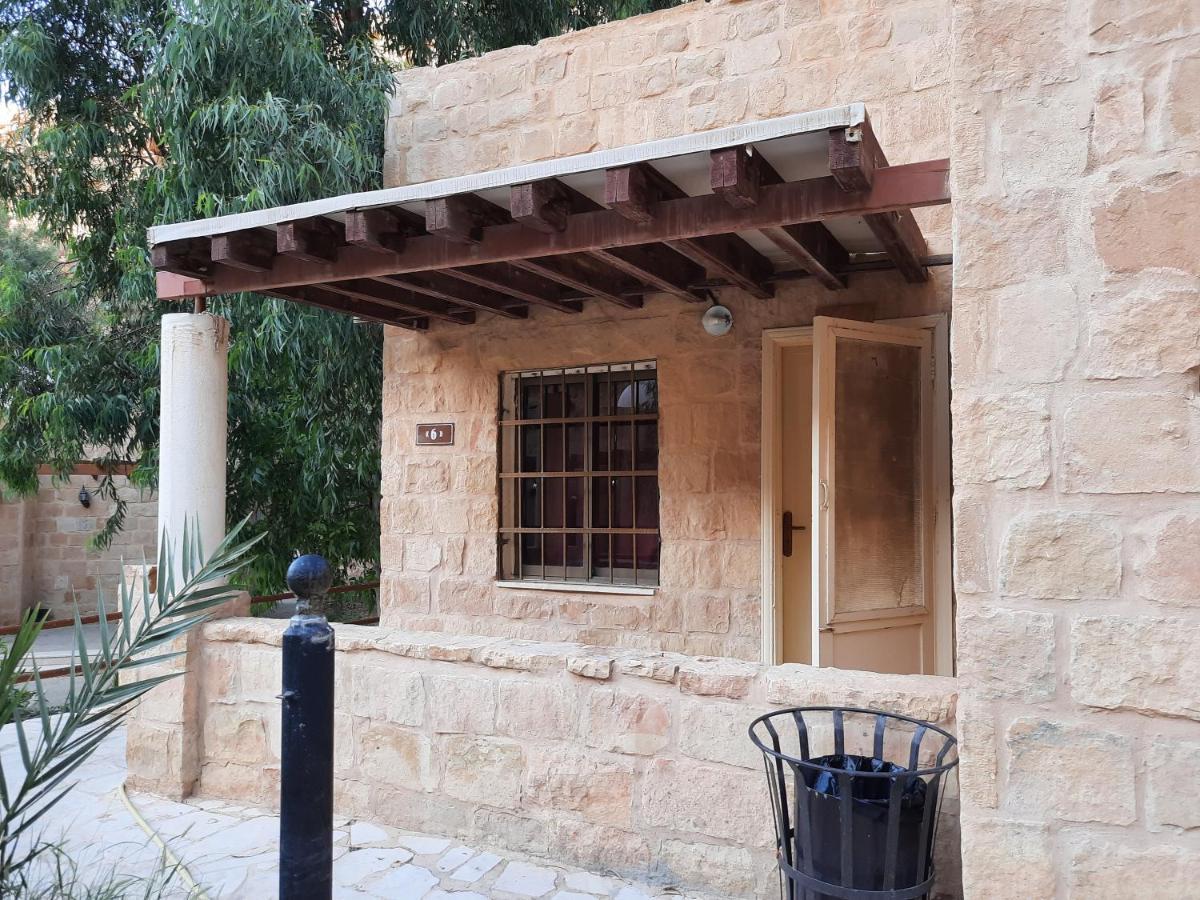 Afra Hot Springs Chalets At-Tafilah Buitenkant foto