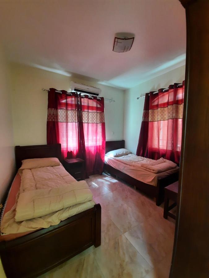 Afra Hot Springs Chalets At-Tafilah Buitenkant foto